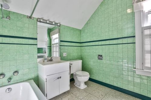 3732 Frances Ave, Cincinnati OH 45211-4613 exterior