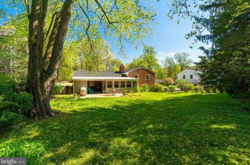 5408 Juliet St, Springfield VA  22151-2615 exterior