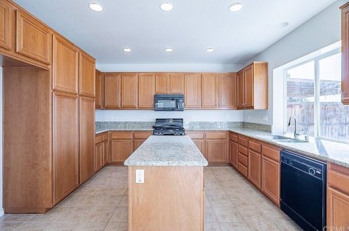 2004 Bronte Rd, San Jacinto, CA 92583-6083