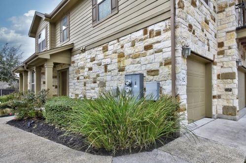 3101 Davis Ln, Austin TX  78748-5007 exterior