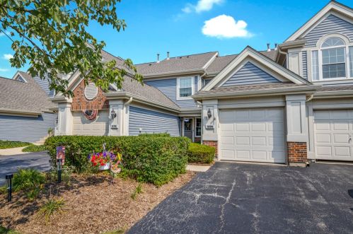 1174 Talbots Ln, Elk Grove Vlg, IL 60007-7109