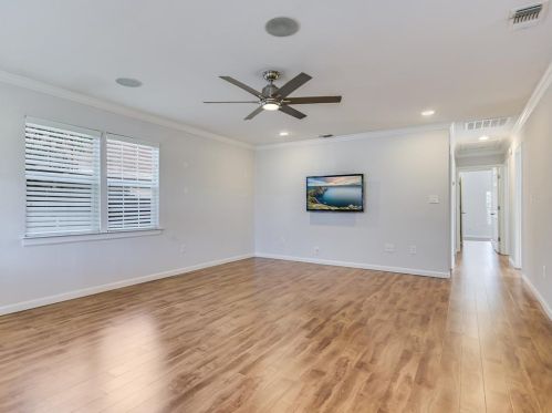 1603 Berene Ave, Austin TX  78721-1409 exterior