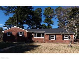 3900 Hillwood St, Portsmouth, VA 23703-2610
