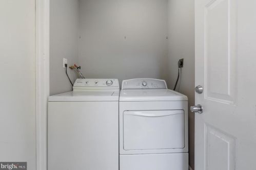5484 Green Dory Ln, Columbia MD  21044-1912 exterior