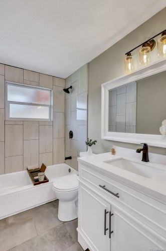 8209 Nola Dr, Denver CO  80221-4672 exterior