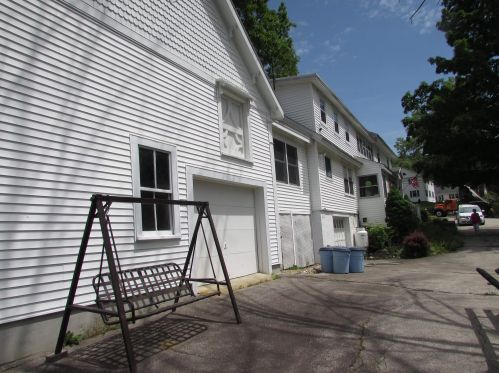 25 Old Wolfeboro Rd, Alton, NH 03809-4721