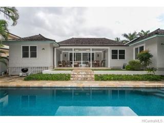 4747 Farmers Rd, Honolulu HI  96816-5443 exterior