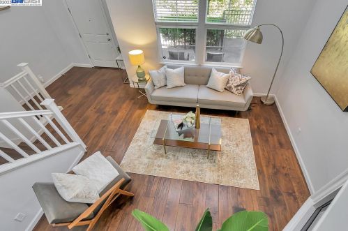 2200 Santoro Ln, San Jose, CA 95124-4420