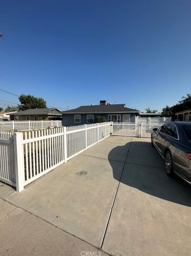 549 Mckinley St, Rialto, CA 92376-6055