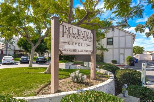 9057 Cobblestone Ln, Cypress, CA 90630-2607