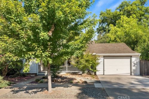 246 16th St, Chico, CA 95928-6181