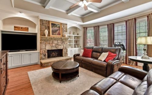 2308 Briarcliff Cmns, Atlanta GA  30345-2173 exterior