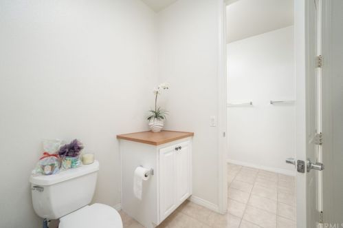 16550 Catalonia Dr, Riverside CA  92504-8701 exterior