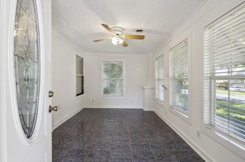 3180 Harris Dr, Atlanta GA  30344-4403 exterior
