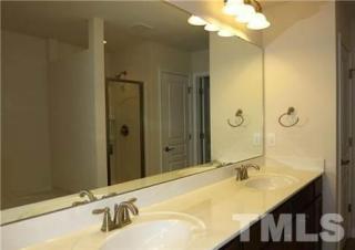 112 Kathleen Ct, Cary NC  27560-7528 exterior