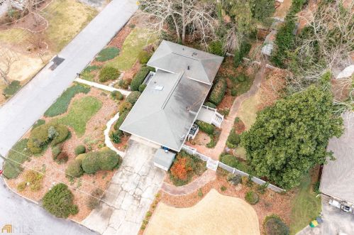2335 Little John Trl, Marietta, GA 30067-7150