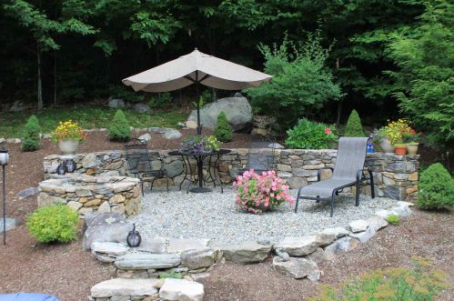 399 Shaker Blvd, Enfield, NH 03748-3612