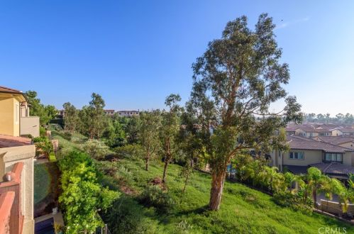 126 Long Fence, Irvine CA  92602-1807 exterior