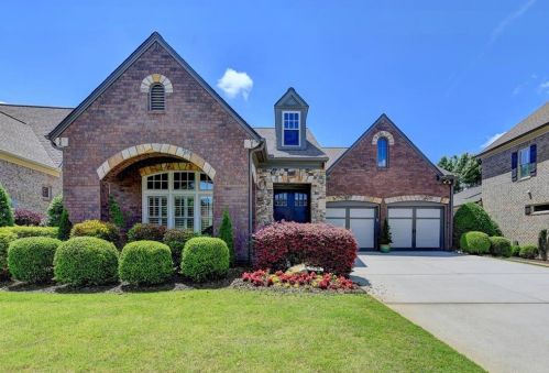 605 Woodview Trl, Holly Springs, GA 30115-7635