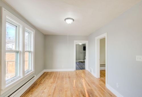 657 Bedford St, Saint Paul MN  55130-4512 exterior