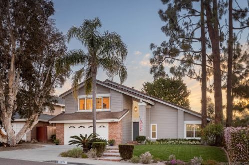 2124 Coolngreen Way, Encinitas, CA 92024-1925