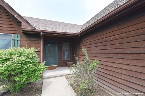 919 Janet St, Sycamore, IL 60178-3411