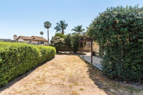 10351 Paseo Park Dr, Lakeside, CA 92040-2751
