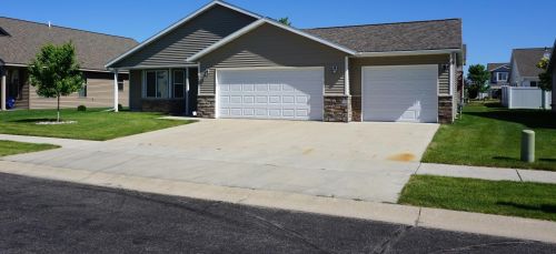 6743 23rd St, Saint Cloud, MN 56303-4787