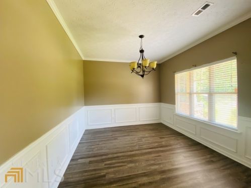 130 Cedar Ridge Dr, Lagrange, GA 30241-9436