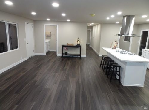 22 Lemon Tree Cir, Vacaville, CA 95687-3232