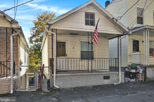 7 Pike St, Primrose PA  17901-8619 exterior