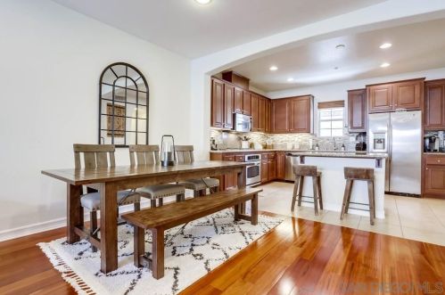 2040 Silverado St, San Marcos, CA 92078-3200