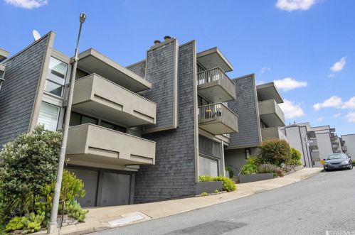 6 Amber Dr, San Francisco CA  94131-1648 exterior