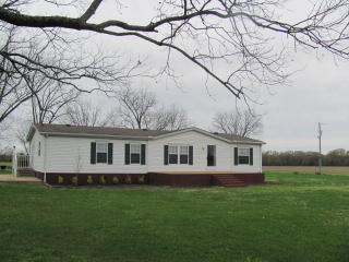 425 Harrison Rd, Greenfield, TN 38230-3412