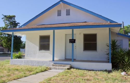 226 Spruce St, Modesto, CA 95351-2727