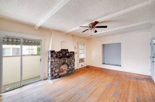 724 Acacia Ave, Glendale CA  91205-3006 exterior