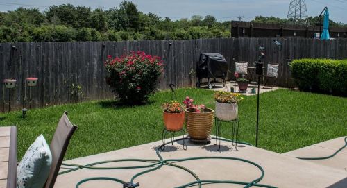 1821 Canterbury Cir, Fort Worth TX  76112-4001 exterior