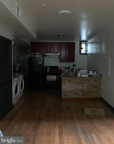 2036 19 St, Philadelphia PA 19121-4120 exterior