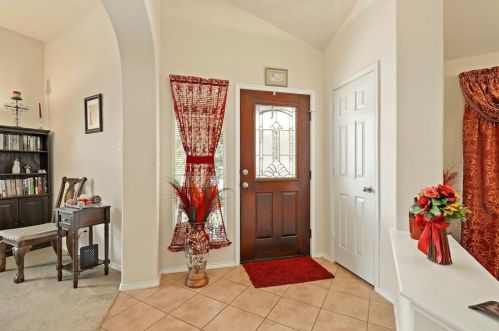 4324 Lake Stone Trl, Fort Worth, TX 76123-8009