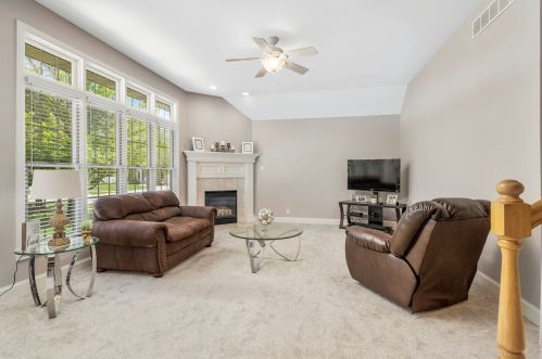 26628 Allison Dr, Minooka, IL 60410-5507