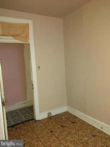 3734 19 St, Philadelphia PA 19140-3543 exterior