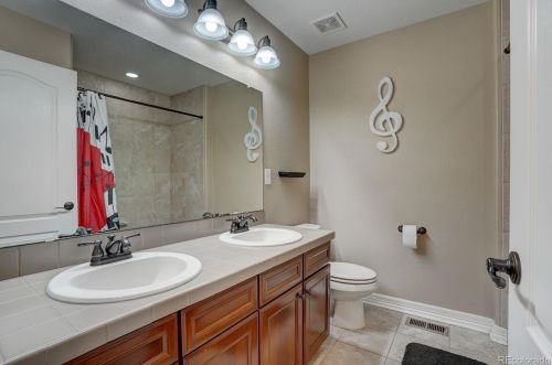 580 45th Ave, Denver CO  80216-3558 exterior