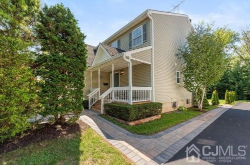 408 Prospect Ave, Green Brook, NJ 08812-1530