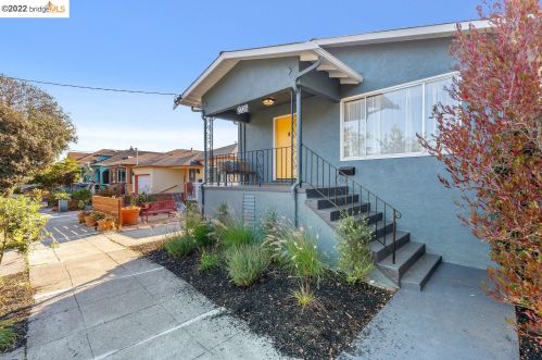 2726 Acton St, Berkeley, CA 94702-2334