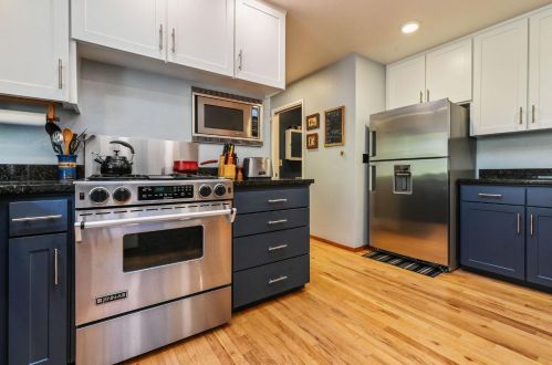 583 Apple Blossom Dr, Vallecito, CA 95247-9437