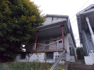 411 Jackson St, Rochester PA  15074-1915 exterior