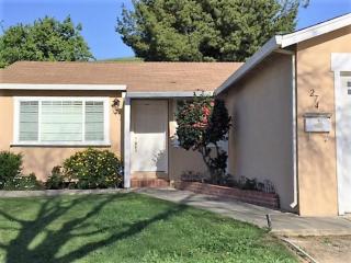 274 Spring Valley Ln, Milpitas, CA 95035-5043