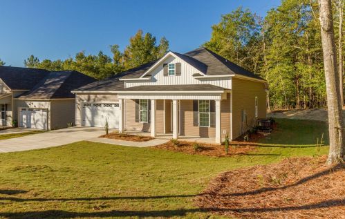 1684 Womrath Rd, North Augusta, SC 29841-9401