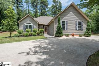 53 Jude Ct, Greer, SC 29651-4881