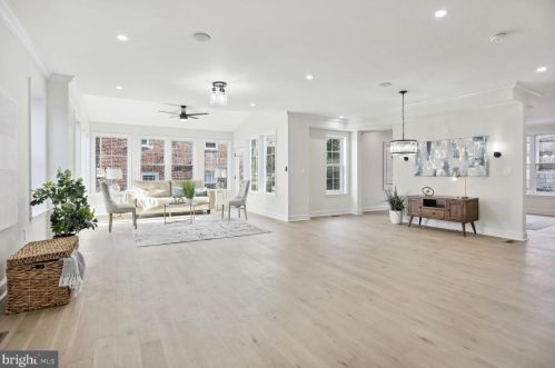 401 Boyd Ave, Silver Spring MD 20912-5404 exterior